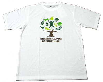 モンベルの国際森林年のTシャツ