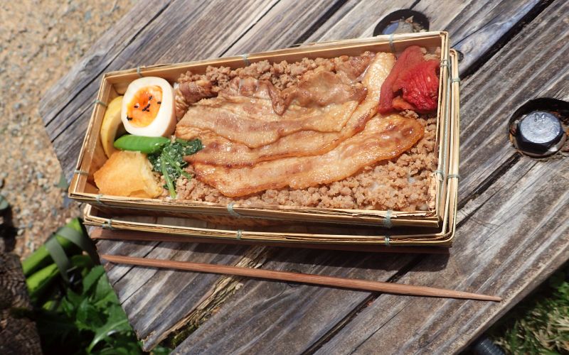 お弁当（写真）