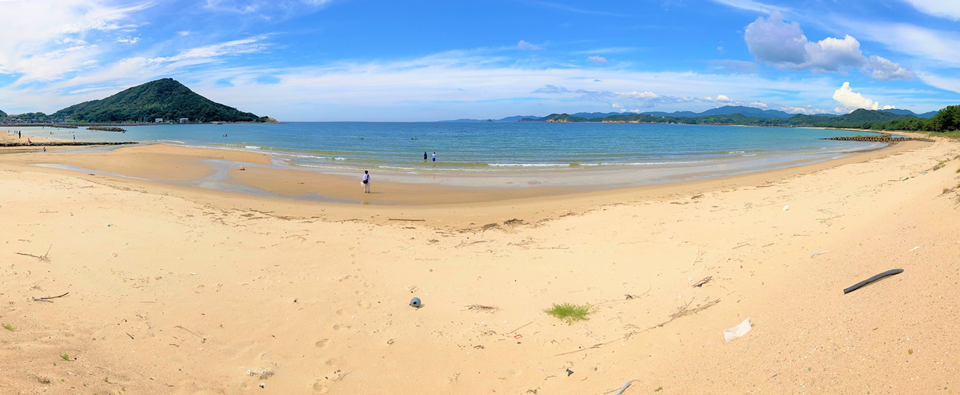 室津海水浴場全体の写真