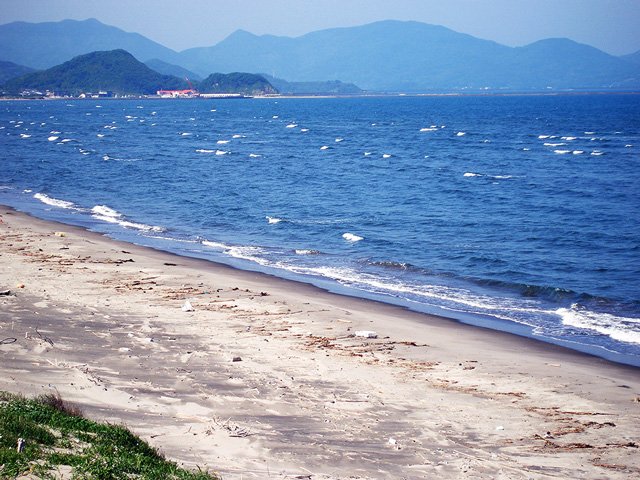 鹿児島県吹上浜の散逸型砂浜