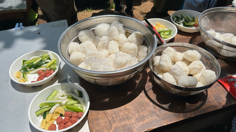 昼食のおにぎり